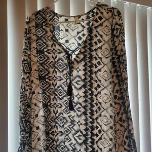 Women's Black White Long Bell Sleeve Tunic